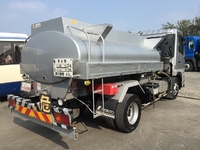 UDトラックスコンドルタンク車（タンクローリー）中型（4t）[写真02]