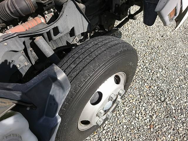 三菱ふそうキャンタークレーン3段小型（2t・3t）[写真15]