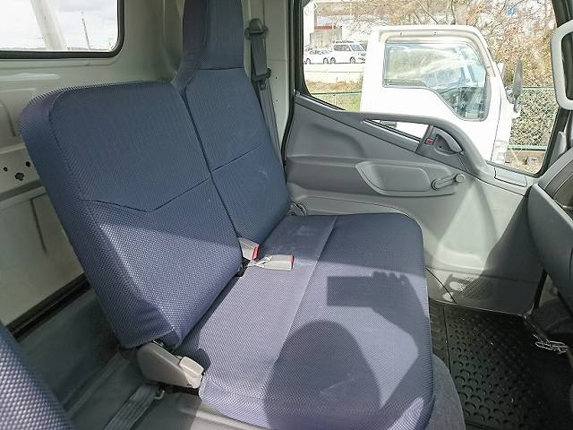 三菱ふそうキャンタークレーン3段小型（2t・3t）[写真25]