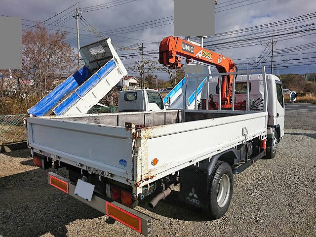三菱ふそうキャンタークレーン3段小型（2t・3t）[写真04]