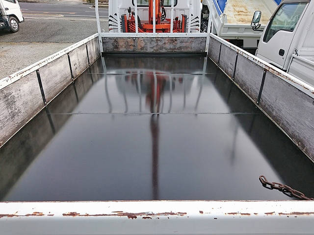 三菱ふそうキャンタークレーン3段小型（2t・3t）[写真05]