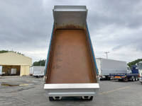 三菱ふそうスーパーグレートダンプ大型（10t）[写真12]