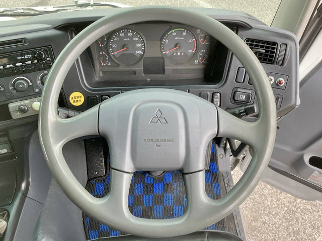 三菱ふそうスーパーグレートダンプ大型（10t）[写真37]