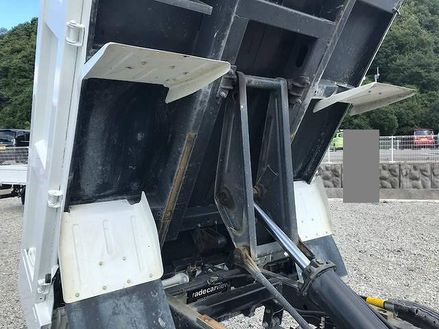 いすゞエルフダンプ小型（2t・3t）[写真21]