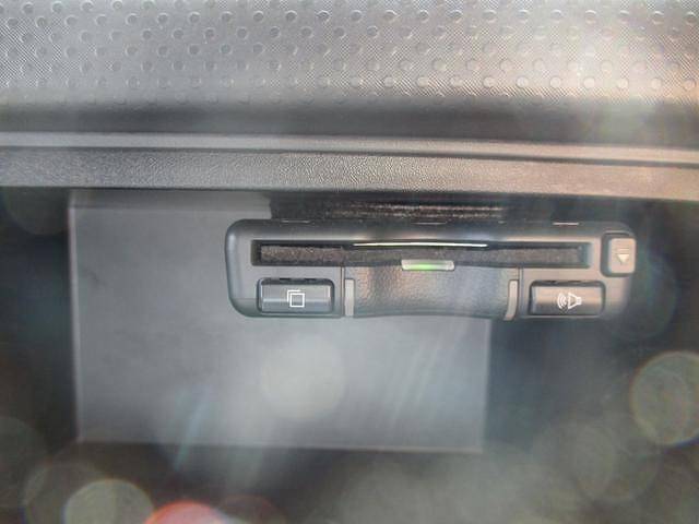 いすゞフォワード平ボディ中型（4t）[写真14]