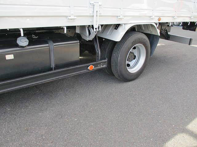 いすゞフォワード平ボディ中型（4t）[写真08]