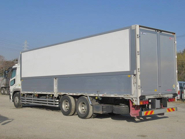 三菱ふそうスーパーグレートアルミウイング大型（10t）[写真02]