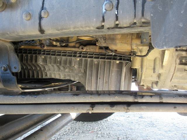 三菱ふそうスーパーグレートアルミウイング大型（10t）[写真34]