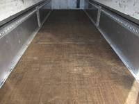 三菱ふそうスーパーグレートアルミウイング大型（10t）[写真09]