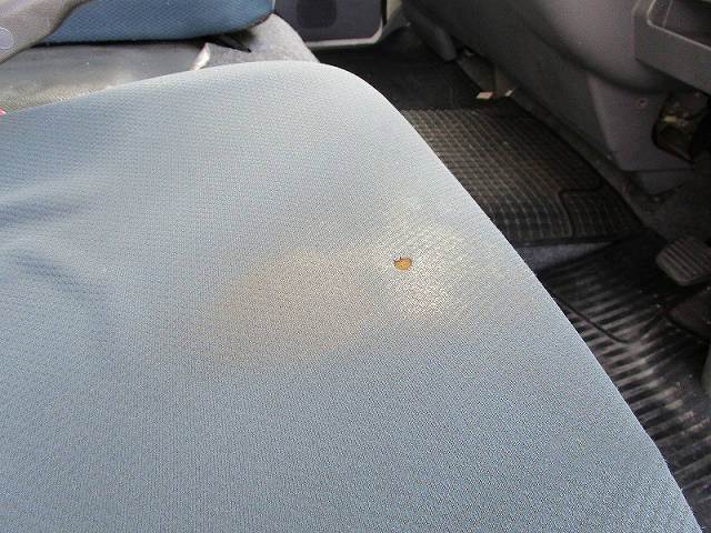 三菱ふそうキャンターアルミバン小型（2t・3t）[写真29]