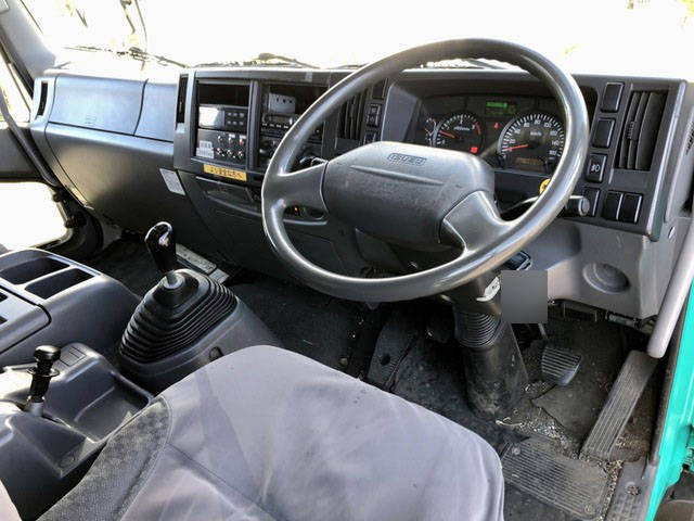 いすゞフォワード冷凍車（冷蔵車）増トン（6t・8t）[写真29]