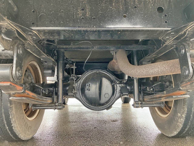 三菱ふそうキャンター平ボディ小型（2t・3t）[写真16]