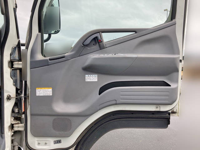 三菱ふそうキャンター平ボディ小型（2t・3t）[写真21]