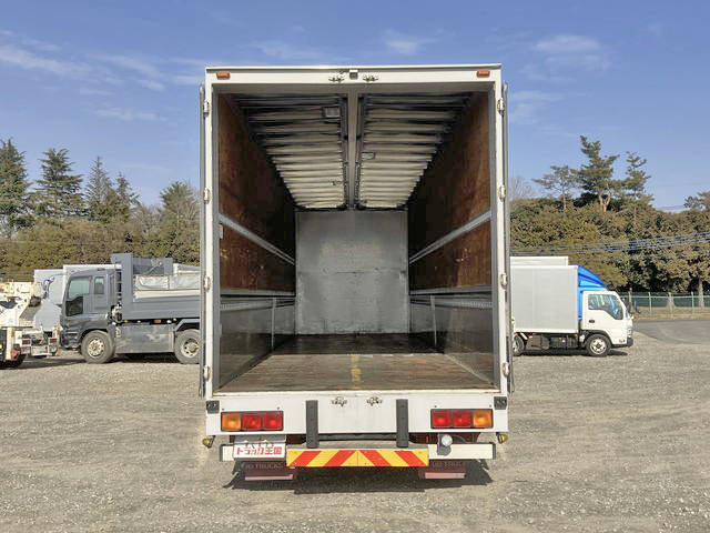 UDトラックスクオンアルミウイング大型（10t）[写真12]