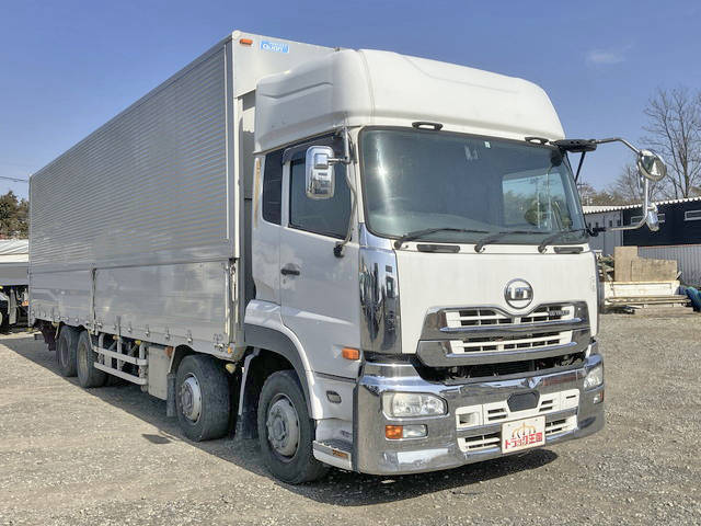 UDトラックスクオンアルミウイング大型（10t）[写真03]
