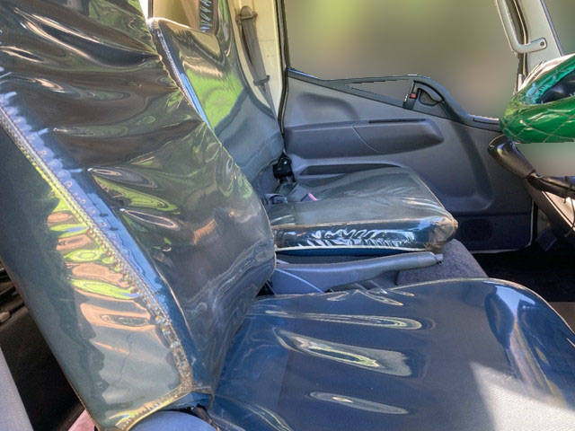 三菱ふそうキャンターパッカー車（塵芥車）小型（2t・3t）[写真24]