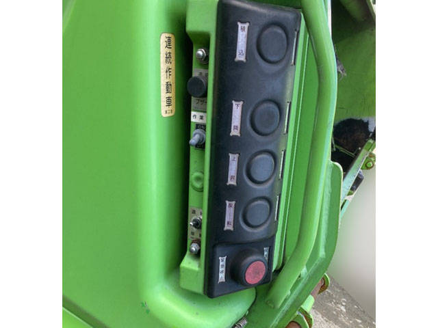 三菱ふそうキャンターパッカー車（塵芥車）小型（2t・3t）[写真06]