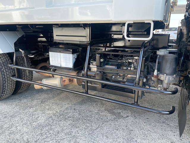 いすゞフォワードダンプ中型（4t）[写真12]