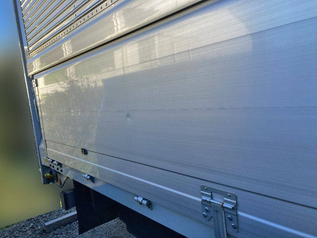 日野プロフィアアルミウイング大型（10t）[写真15]