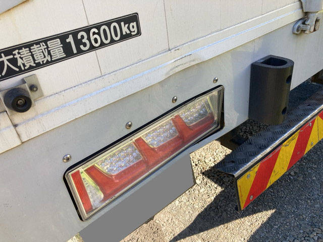 日野プロフィアアルミウイング大型（10t）[写真16]