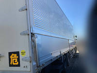 日野プロフィアアルミウイング大型（10t）[写真04]