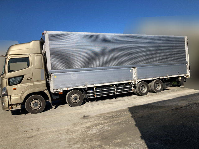 日野プロフィアアルミウイング大型（10t）[写真06]