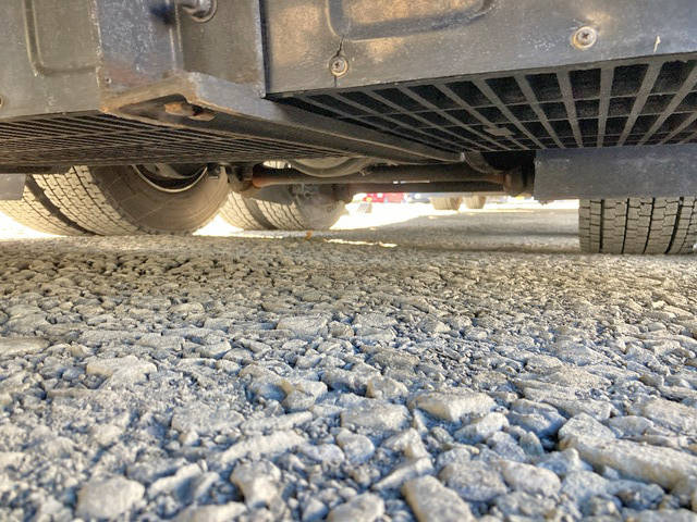 いすゞギガアルミウイング大型（10t）[写真18]