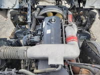 UDトラックスクオン深ダンプ（土砂禁ダンプ）大型（10t）[写真24]