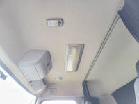 UDトラックスクオン深ダンプ（土砂禁ダンプ）大型（10t）[写真32]