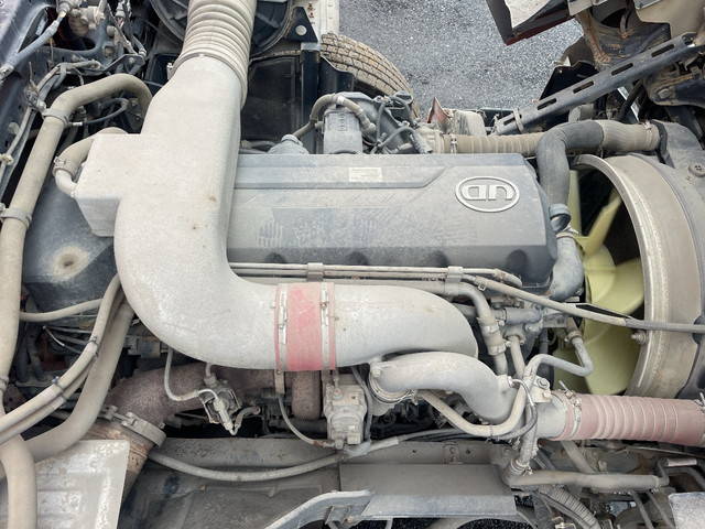 UDトラックスクオンダンプ大型（10t）[写真27]