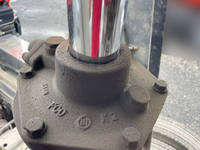 UDトラックスクオンダンプ大型（10t）[写真14]