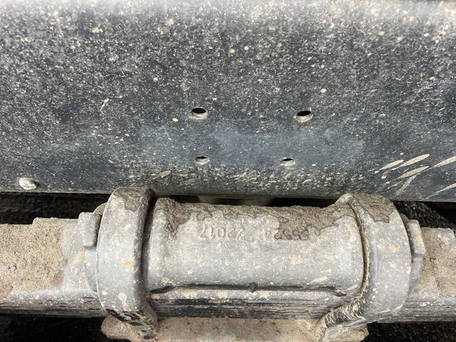 UDトラックスクオンダンプ大型（10t）[写真18]