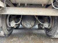 UDトラックスクオンダンプ大型（10t）[写真22]