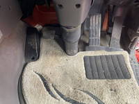 UDトラックスクオンダンプ大型（10t）[写真33]