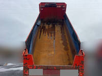 UDトラックスクオンダンプ大型（10t）[写真08]