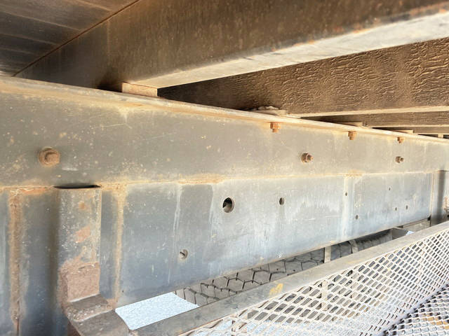 UDトラックスクオンクレーン4段大型（10t）[写真26]