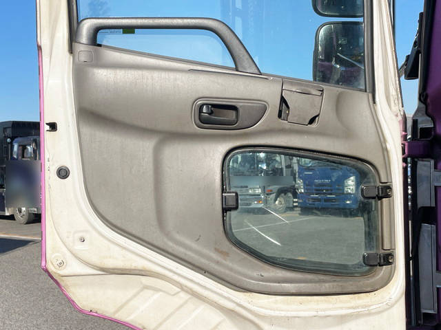 UDトラックスクオンクレーン4段大型（10t）[写真29]