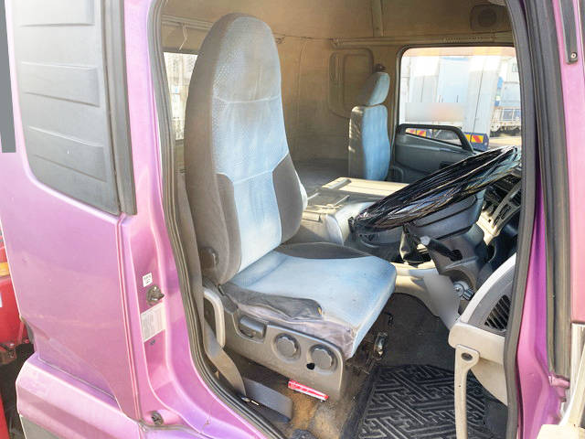 UDトラックスクオンクレーン4段大型（10t）[写真32]