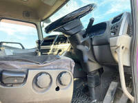 UDトラックスクオンクレーン4段大型（10t）[写真36]