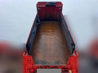 UDトラックスクオンダンプ大型（10t）[写真12]