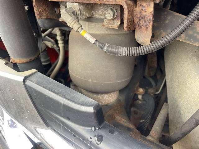 UDトラックスクオンダンプ大型（10t）[写真20]