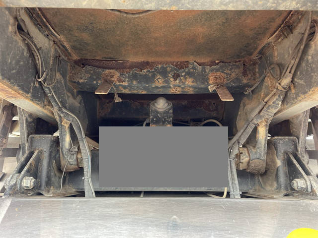 UDトラックスクオンダンプ大型（10t）[写真23]