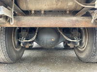 UDトラックスクオンダンプ大型（10t）[写真25]