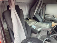 UDトラックスクオンダンプ大型（10t）[写真29]