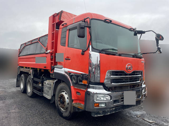 UDトラックスクオンダンプ大型（10t）[写真03]