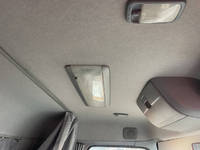 UDトラックスクオンダンプ大型（10t）[写真31]