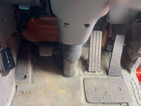 UDトラックスクオンダンプ大型（10t）[写真34]