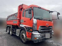 UDトラックスクオンダンプ大型（10t）[写真04]