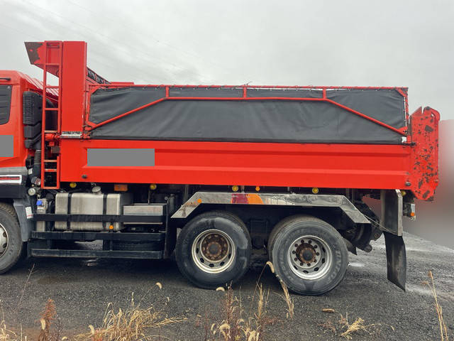 UDトラックスクオンダンプ大型（10t）[写真05]