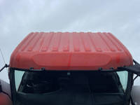 UDトラックスクオンダンプ大型（10t）[写真08]